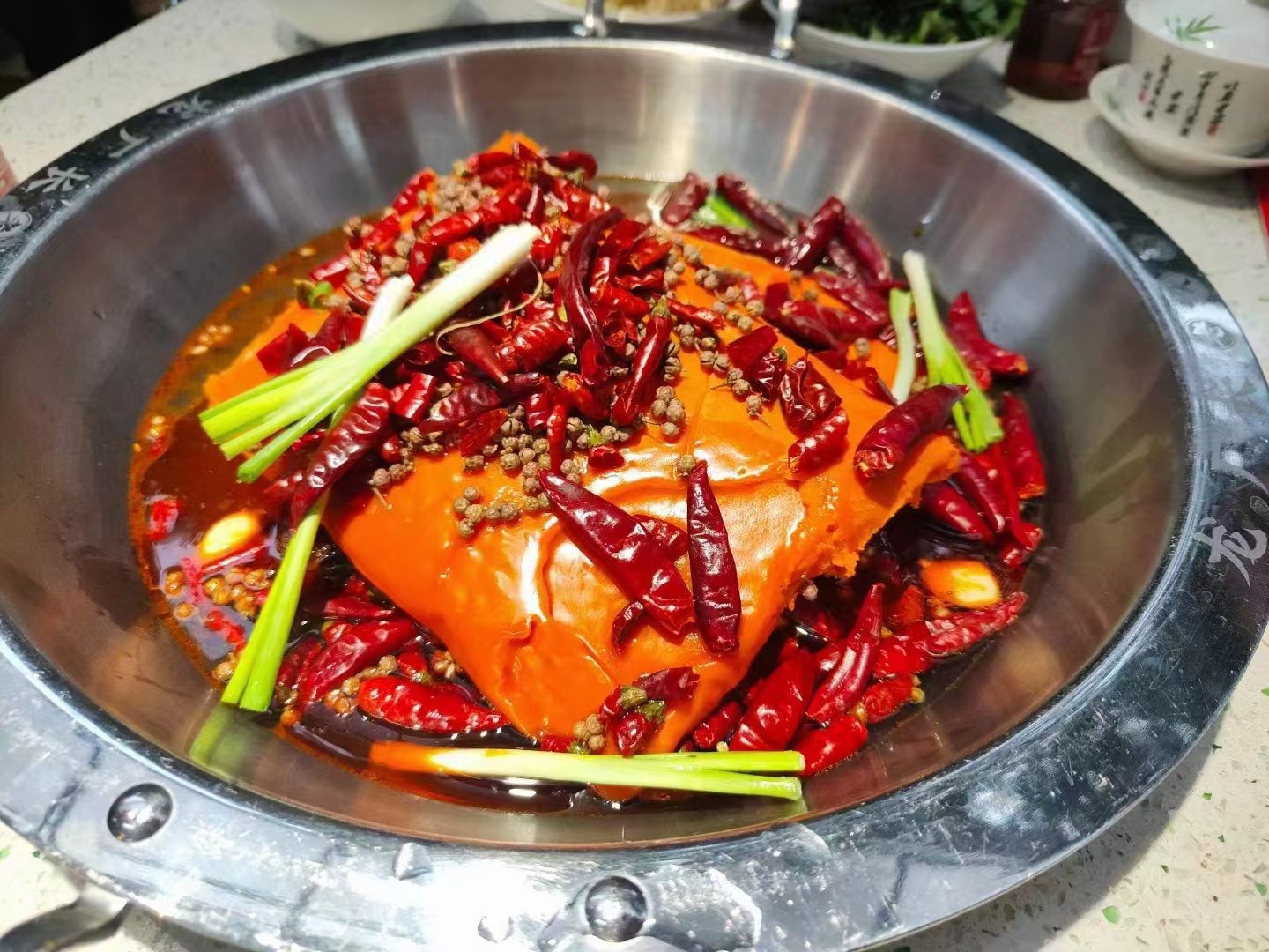 火鍋底料廠家-成都重慶火鍋底料產(chǎn)品批發(fā)，火鍋品類新發(fā)展在哪里(圖1)
